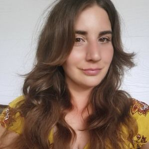 Meet your Posher, Rebecca